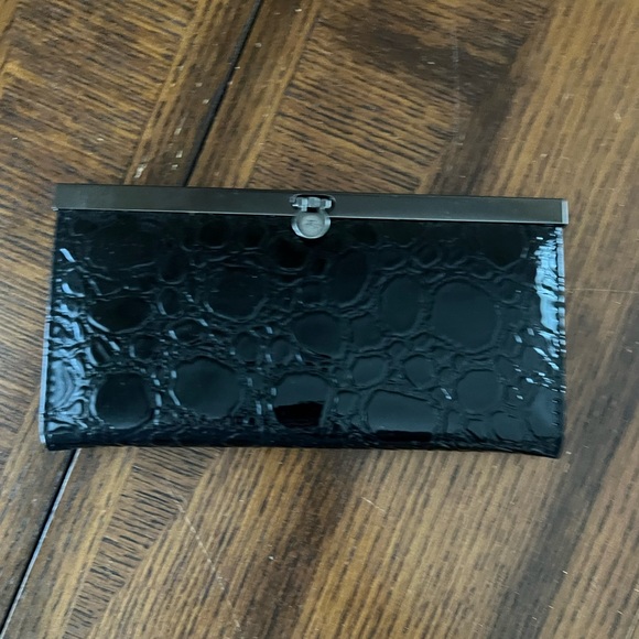 Accessories - Black Wallet